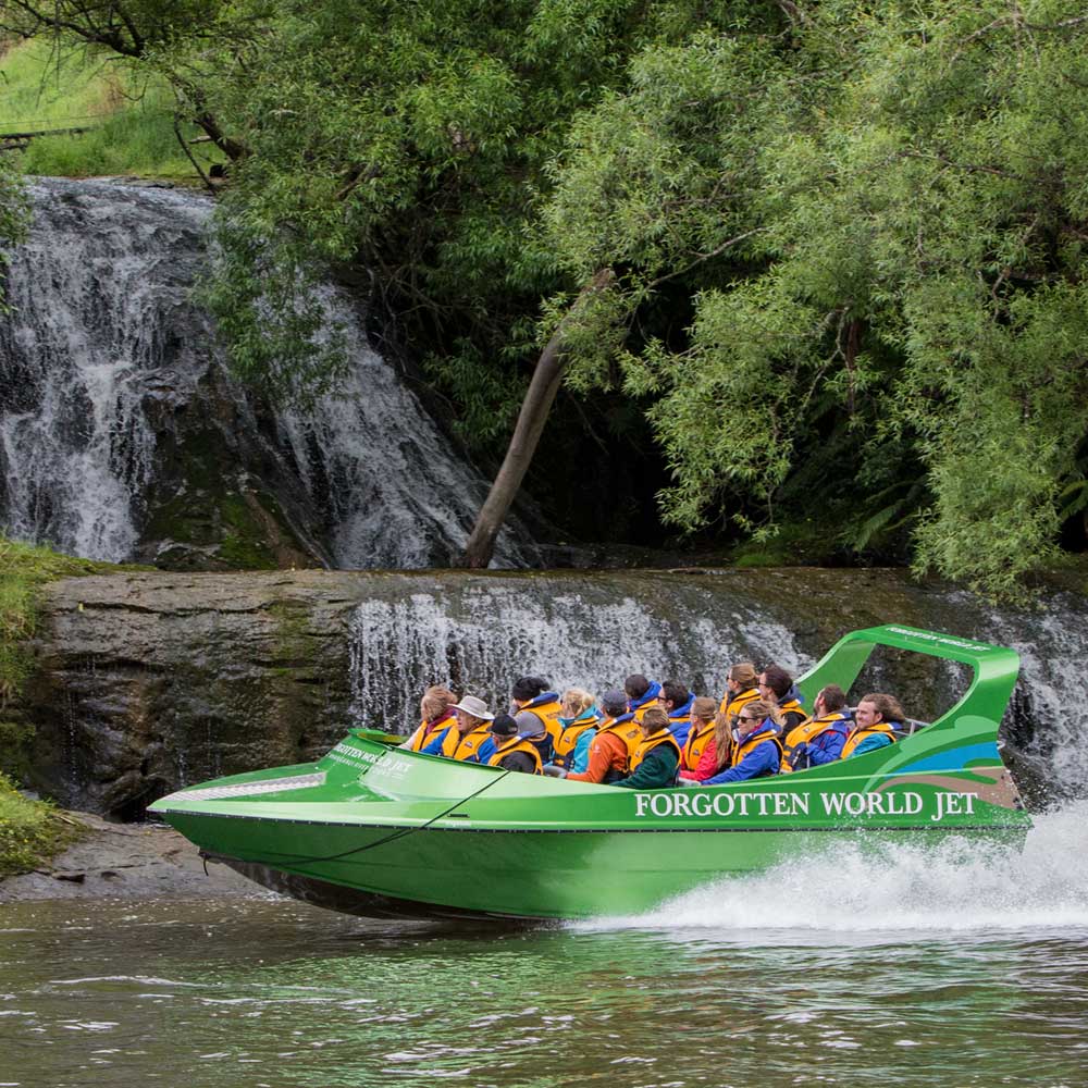 Forgotten-World-Adventures-Jetboat-at-waterfall-on-Whanganui-River